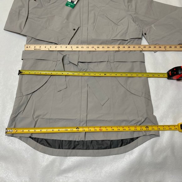 Jacket - Picture 6 of 16